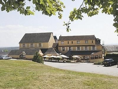 Logis Hotel De La Tour Masseret Экстерьер фото