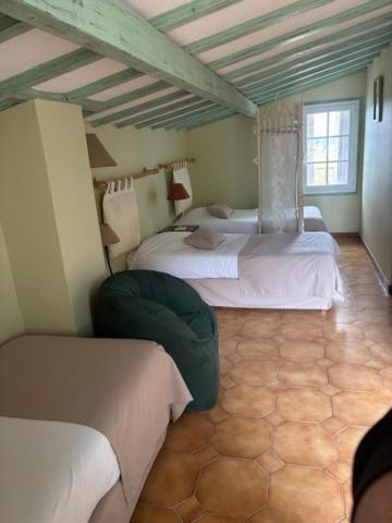 Logis Hotel De La Tour Masseret Экстерьер фото