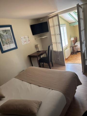 Logis Hotel De La Tour Masseret Экстерьер фото