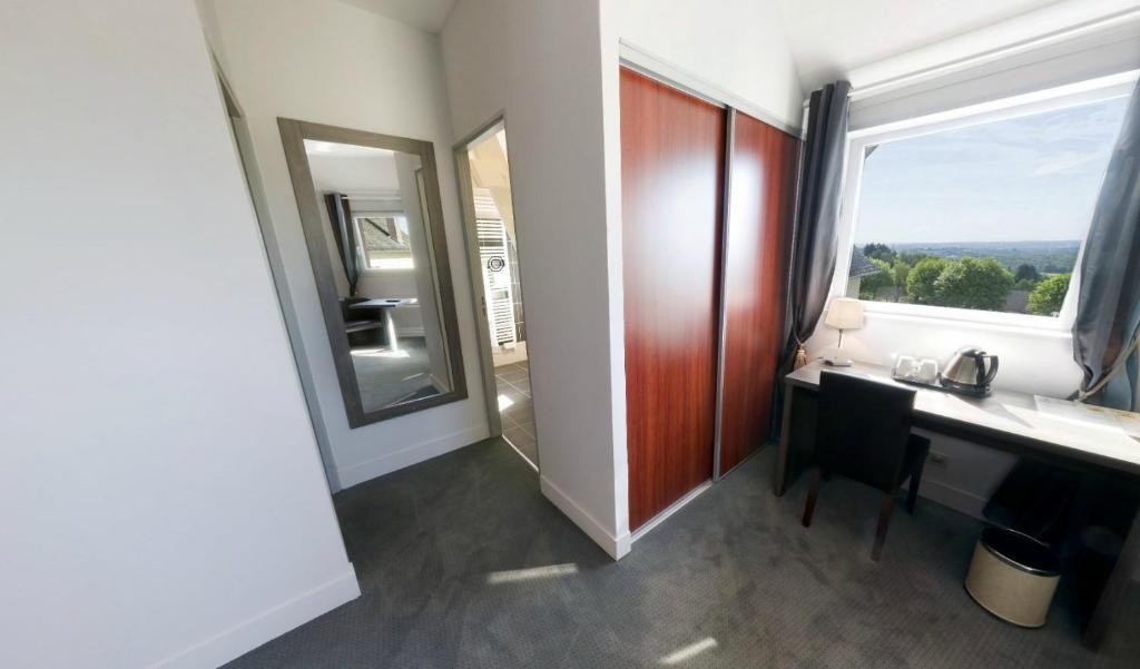 Logis Hotel De La Tour Masseret Номер фото