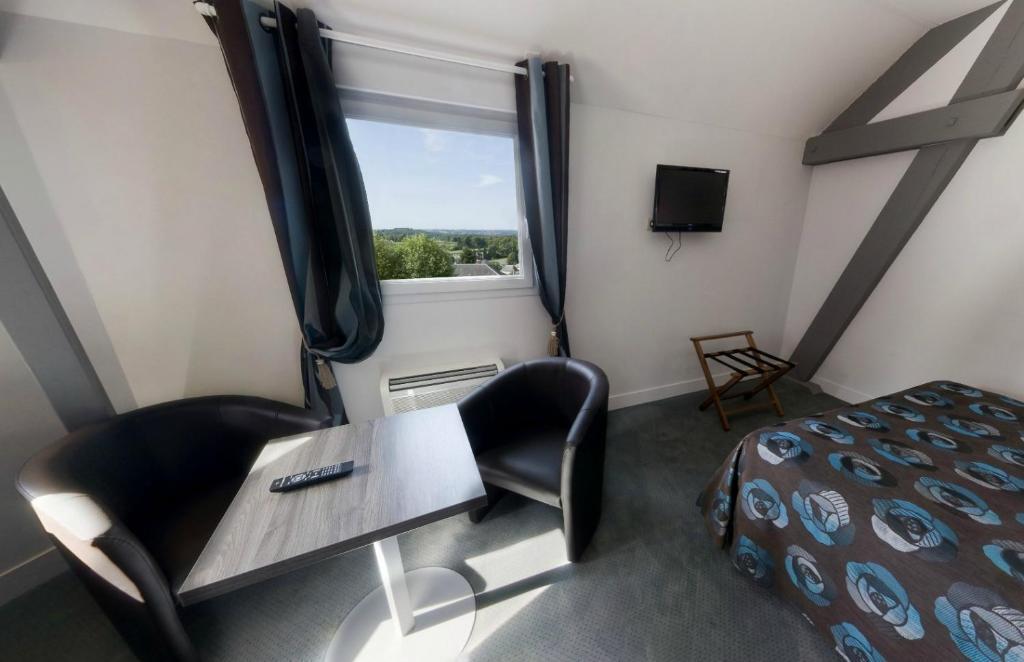 Logis Hotel De La Tour Masseret Номер фото